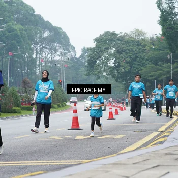 Runner Photo 7053650