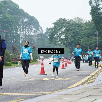 Runner Photo 7053652