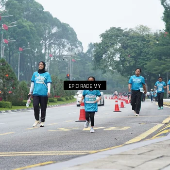 Runner Photo 7053653