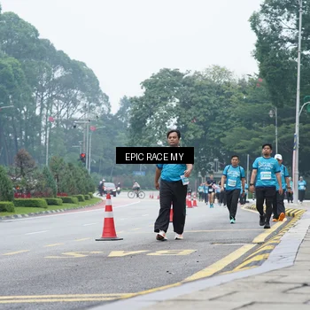 Runner Photo 7053655