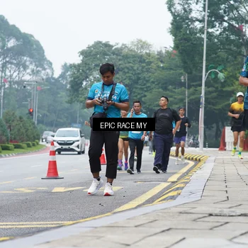Runner Photo 7053671