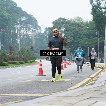 Runner Photo 7053688