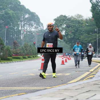 Runner Photo 7053691