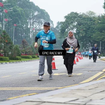 Runner Photo 7053692