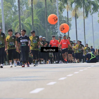 Runner Photo 7053715
