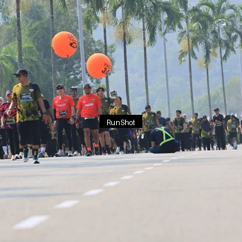 Runner Photo 7053716
