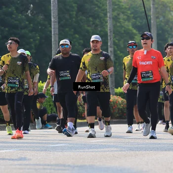 Runner Photo 7053763