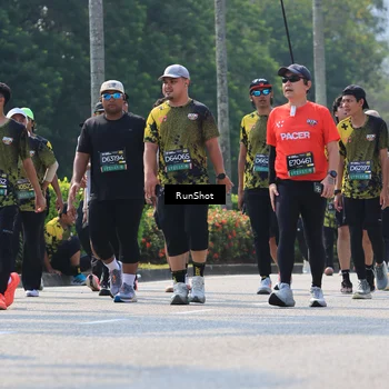 Runner Photo 7053766