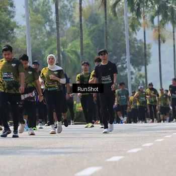 Runner Photo 7053831