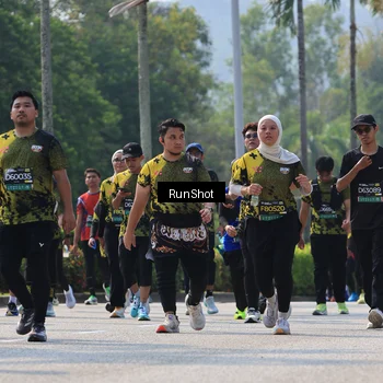 Runner Photo 7053833