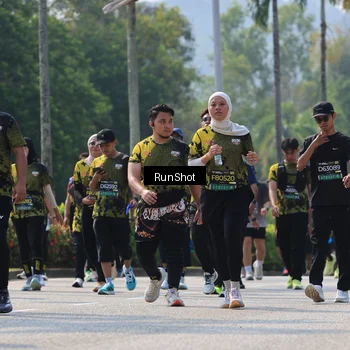 Runner Photo 7053836