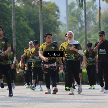 Runner Photo 7053837