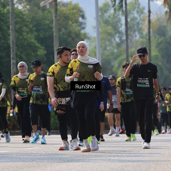 Runner Photo 7053838