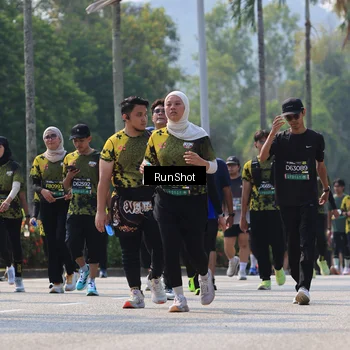 Runner Photo 7053839