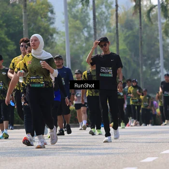 Runner Photo 7053844