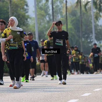 Runner Photo 7053851