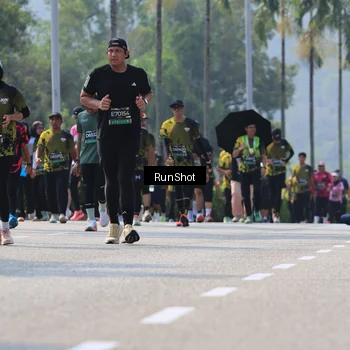 Runner Photo 7053856