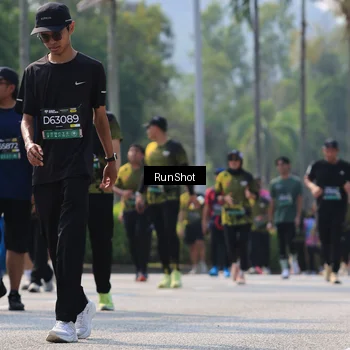 Runner Photo 7053862