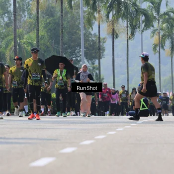 Runner Photo 7053867