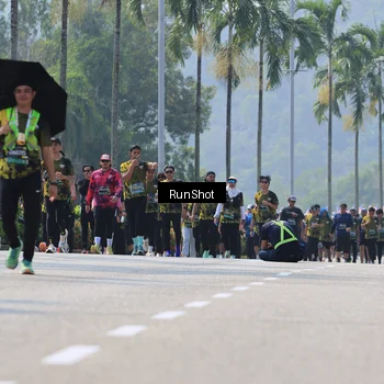 Runner Photo 7053884