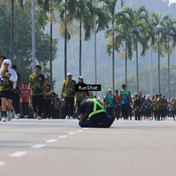 Runner Photo 7053885