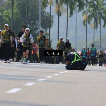 Runner Photo 7053888