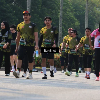 Runner Photo 7053907