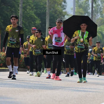 Runner Photo 7053908
