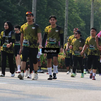 Runner Photo 7053911