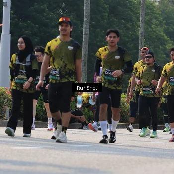 Runner Photo 7053917