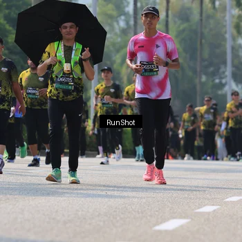 Runner Photo 7053923