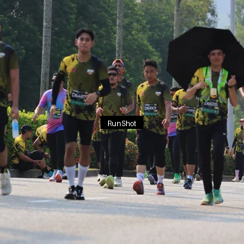 Runner Photo 7053925