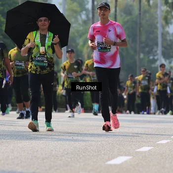 Runner Photo 7053928