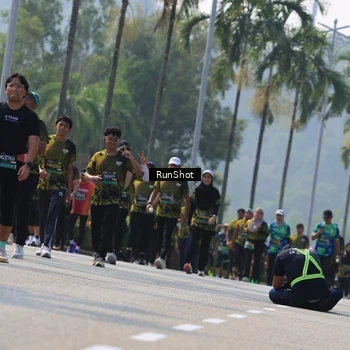 Runner Photo 7053932