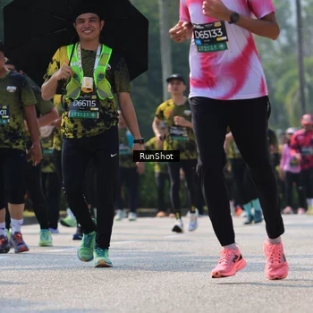 Runner Photo 7053946