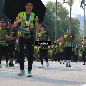 Runner Photo 7053958