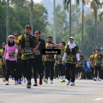 Runner Photo 7053977