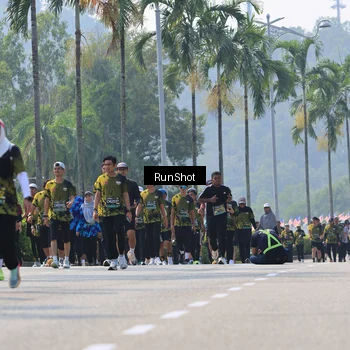 Runner Photo 7053991