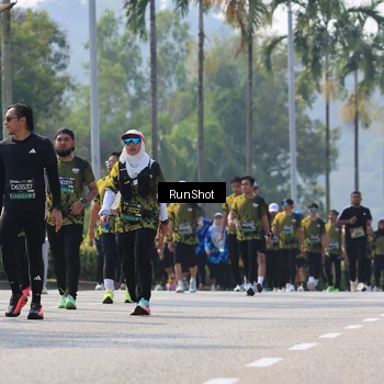 Runner Photo 7053992