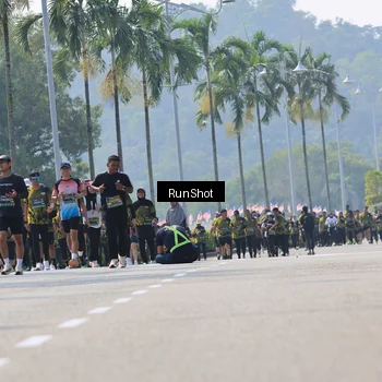 Runner Photo 7053997