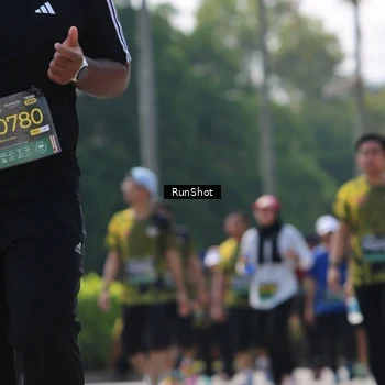 Runner Photo 7054067