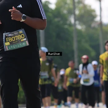 Runner Photo 7054070