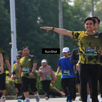 Runner Photo 7054098