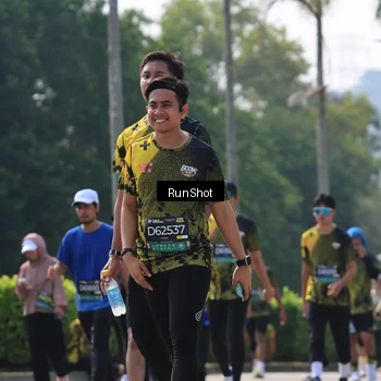Runner Photo 7054104