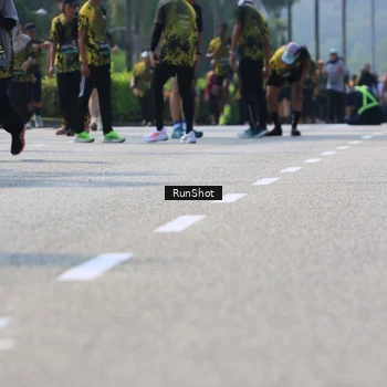Runner Photo 7054123