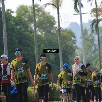 Runner Photo 7054126