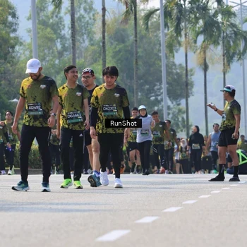 Runner Photo 7054169