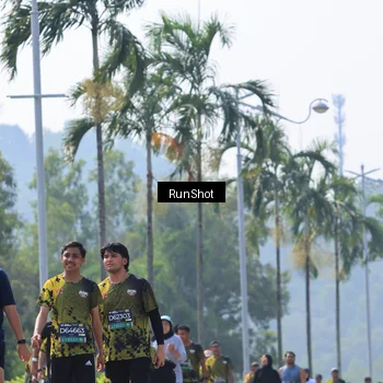 Runner Photo 7054190