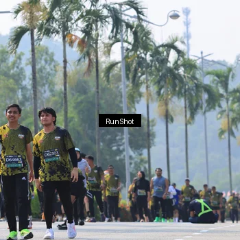 Runner Photo 7054198