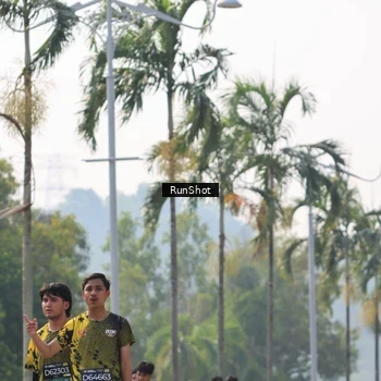 Runner Photo 7054221